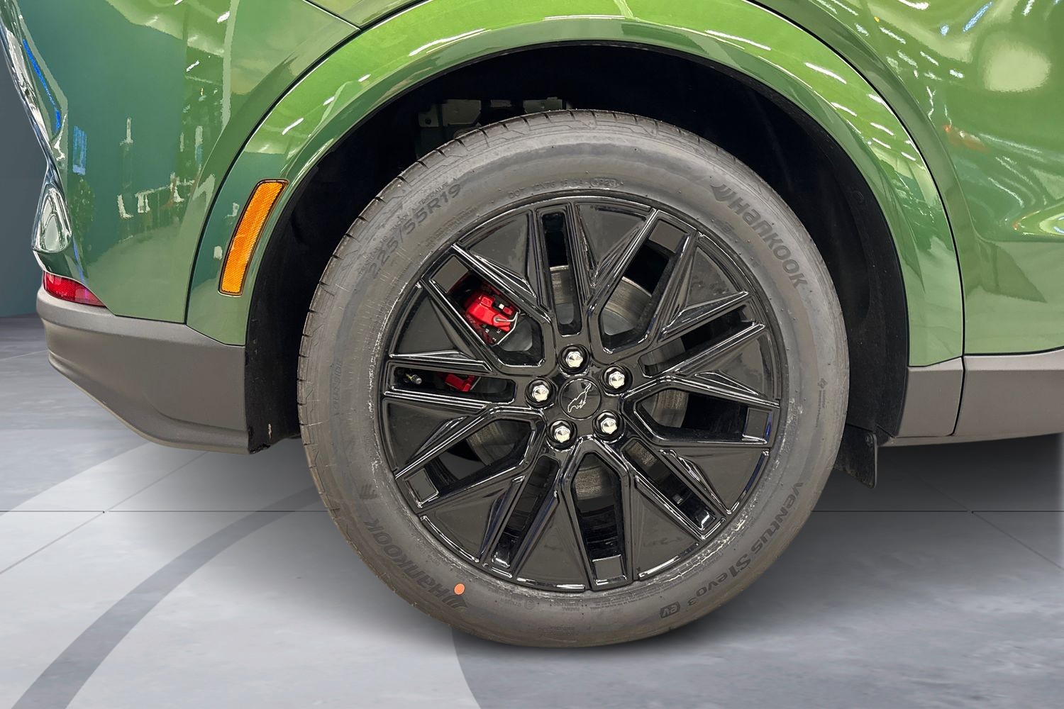 Ford Mustang Mach-E 2025