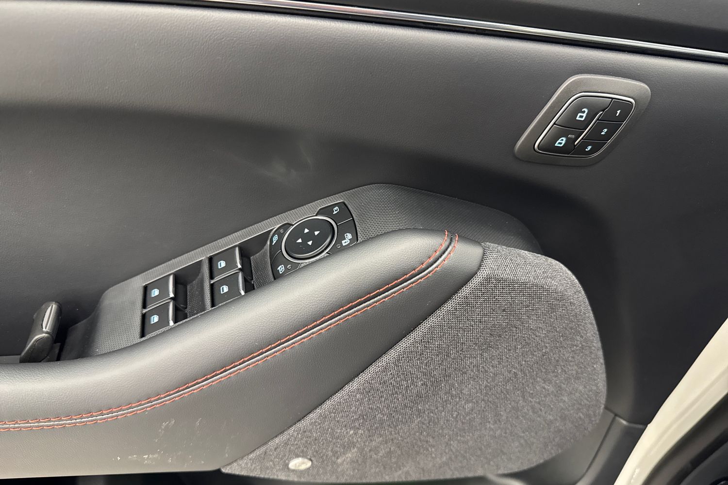 Ford Mustang Mach-E 2025