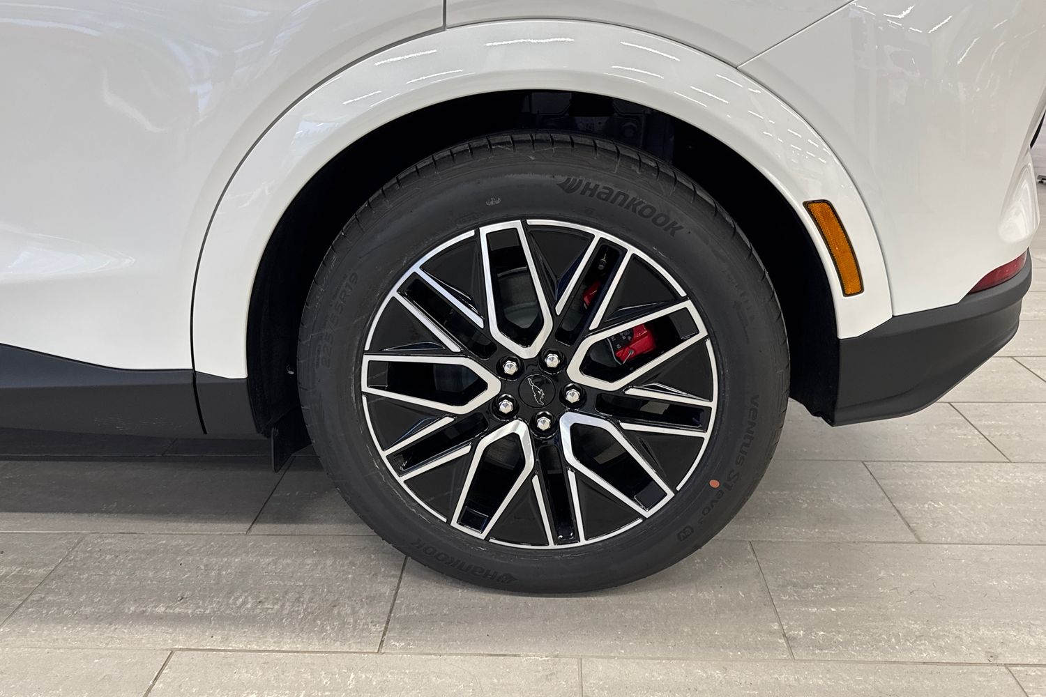 Ford Mustang Mach-E 2025