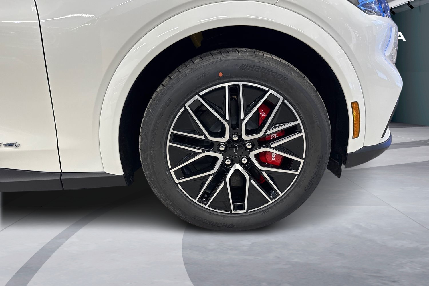 Ford Mustang Mach-E 2025