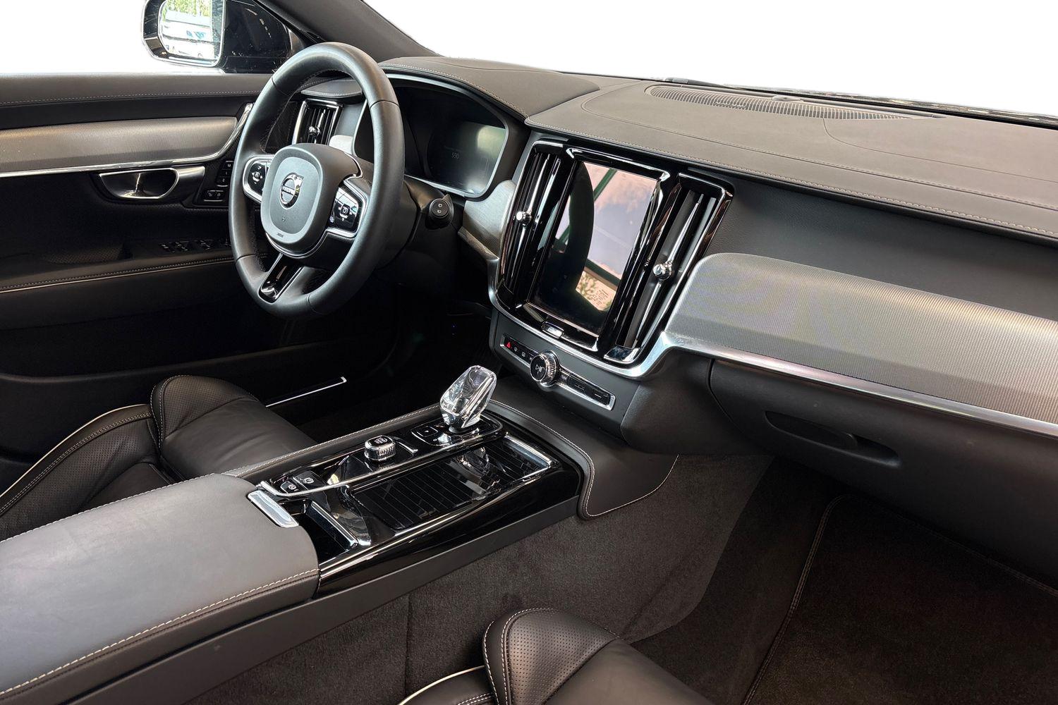 Volvo V90 2023