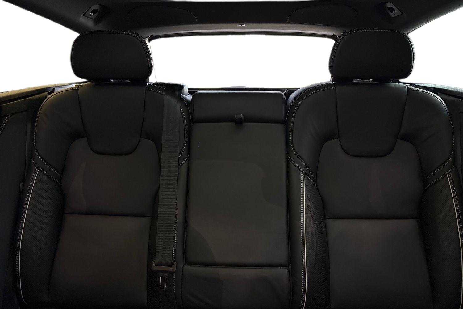 Volvo V90 2023