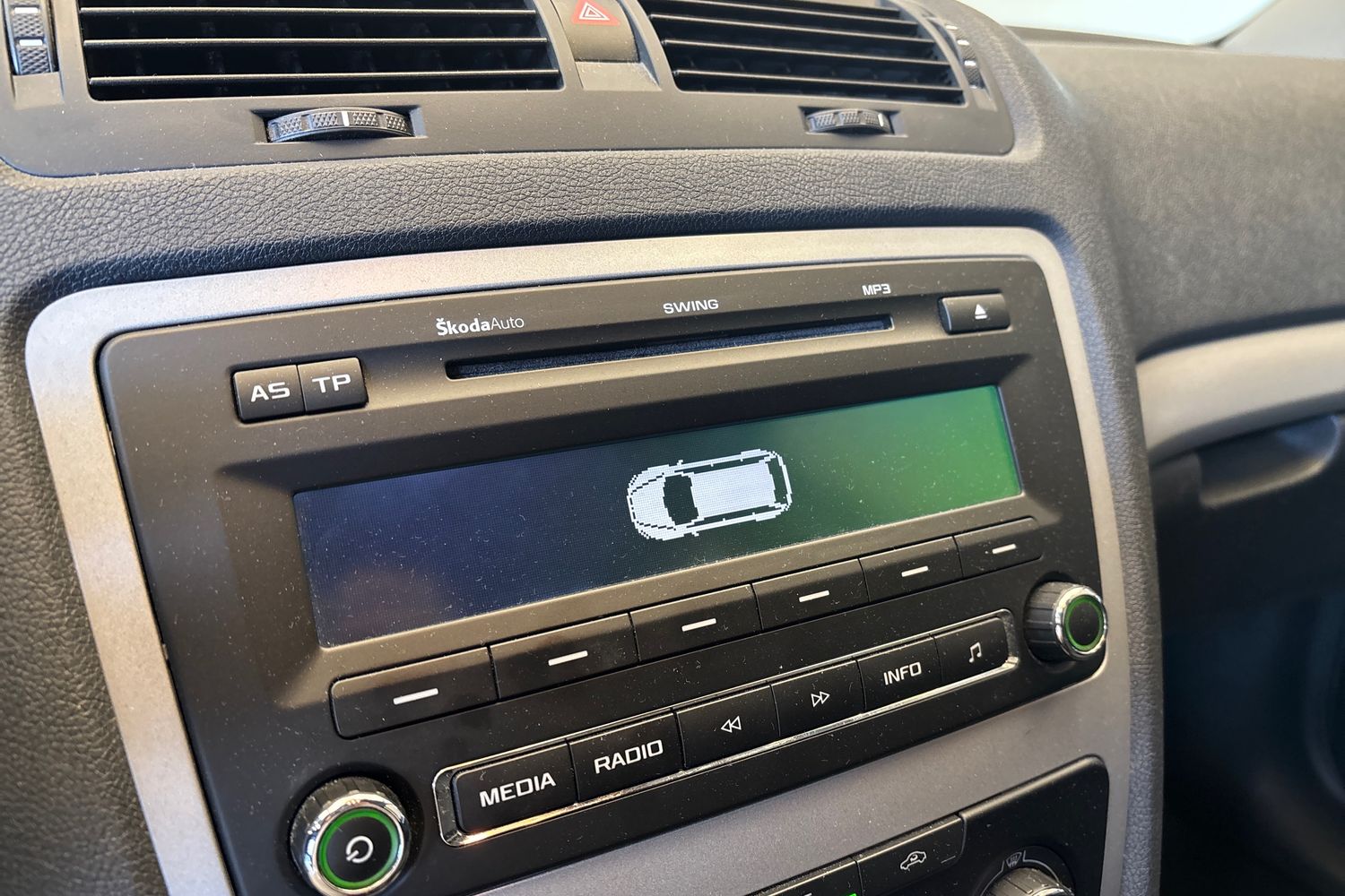 SKODA Octavia 2012