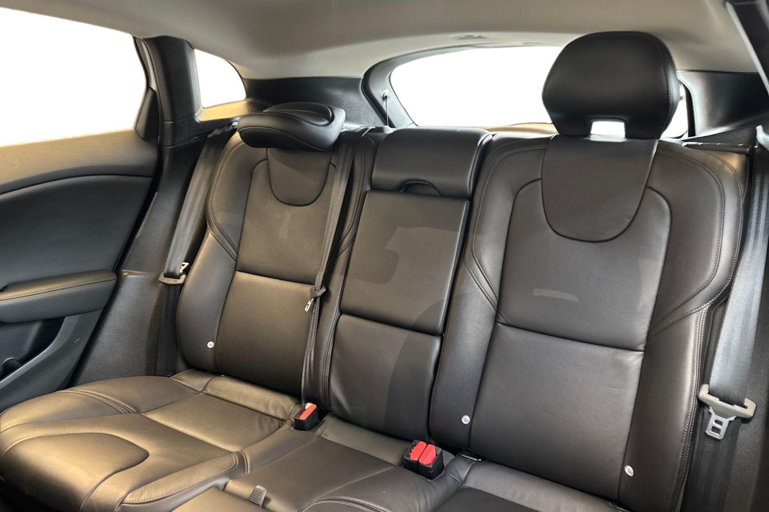 Volvo V40 2018