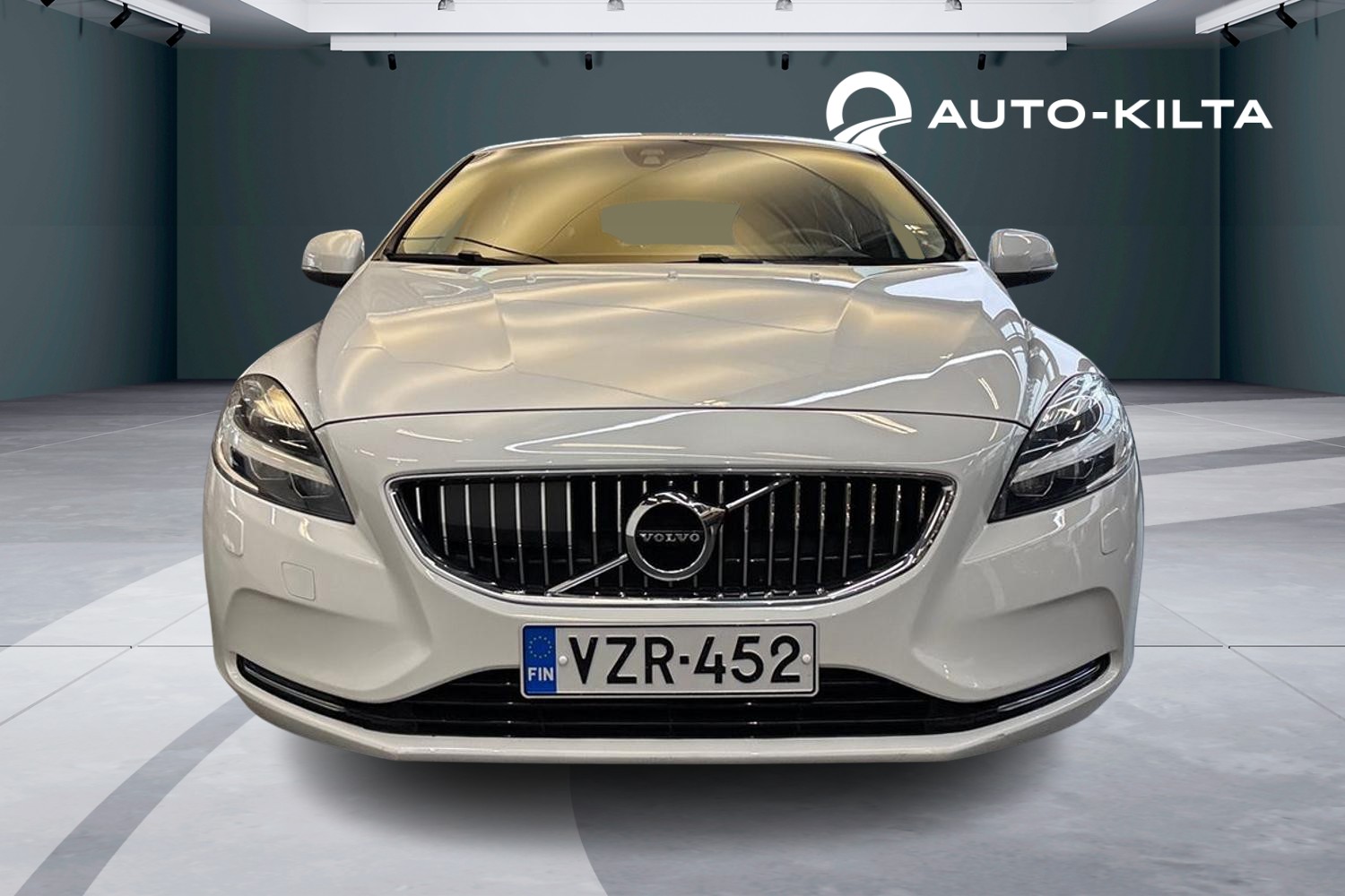 Volvo V40 2018
