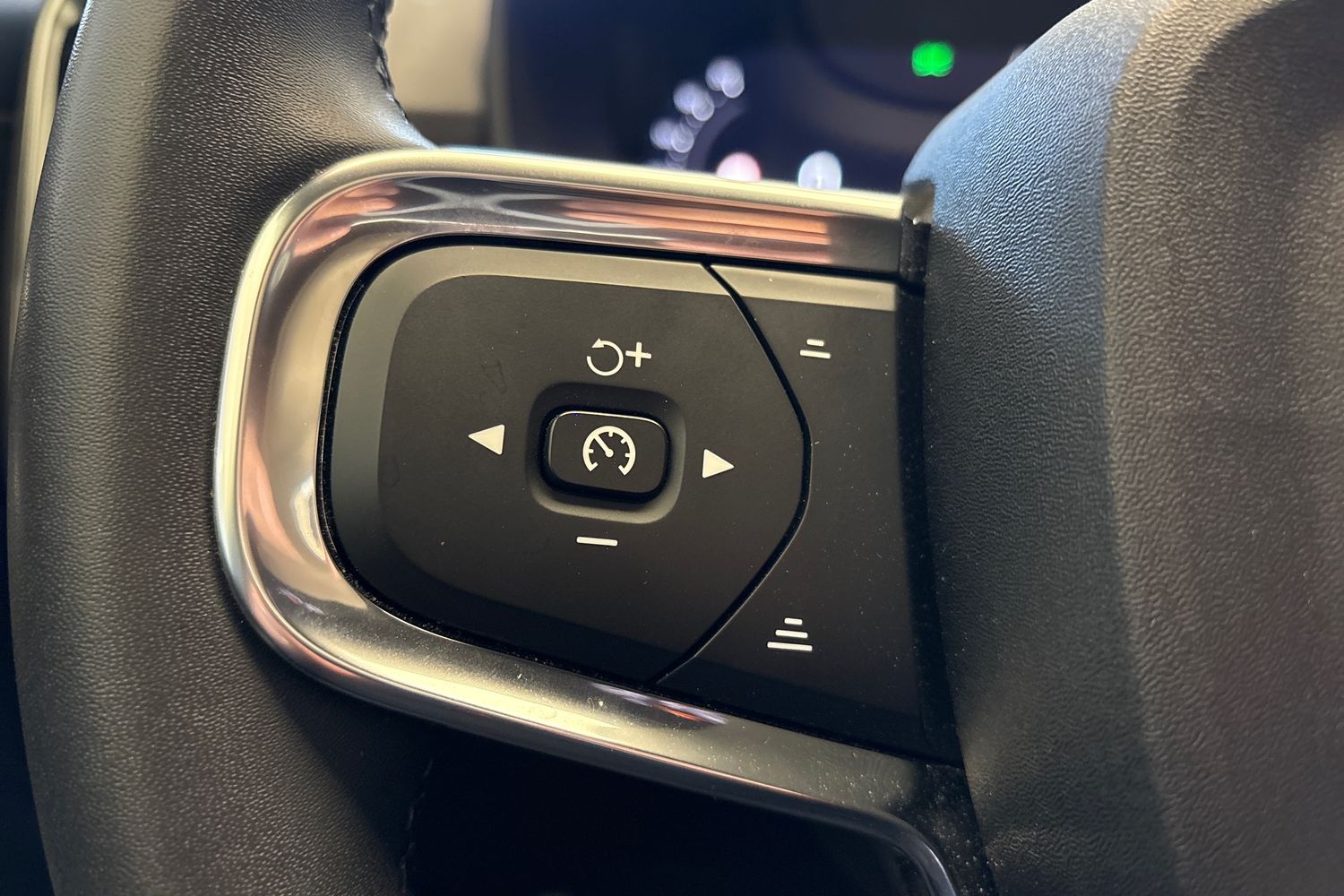 Volvo C40 2023