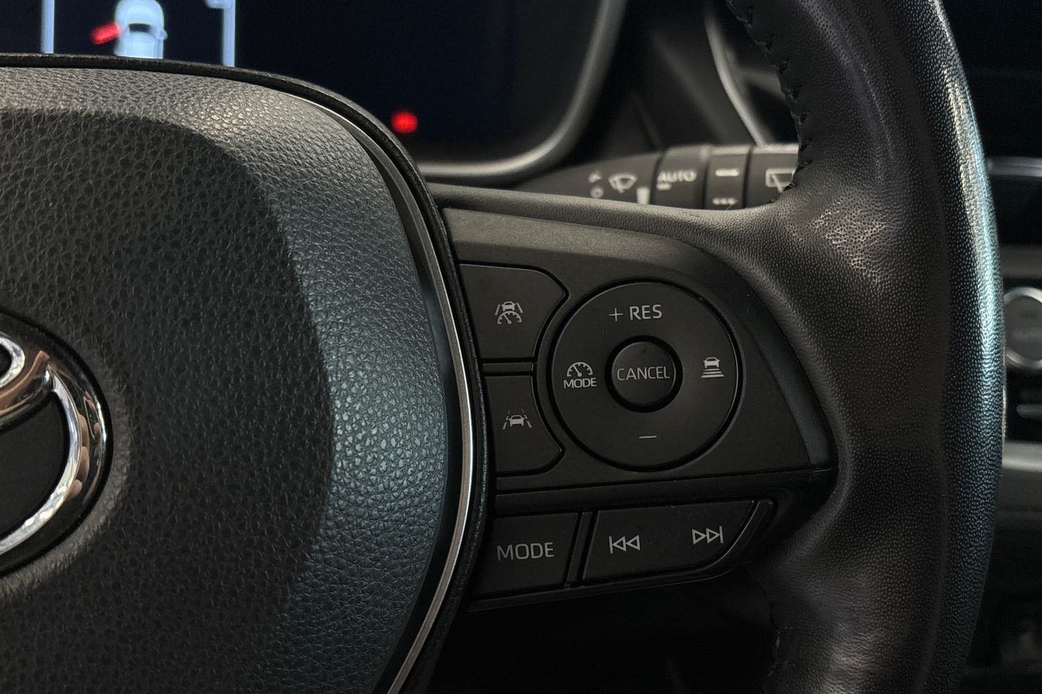 TOYOTA Corolla Cross 2023