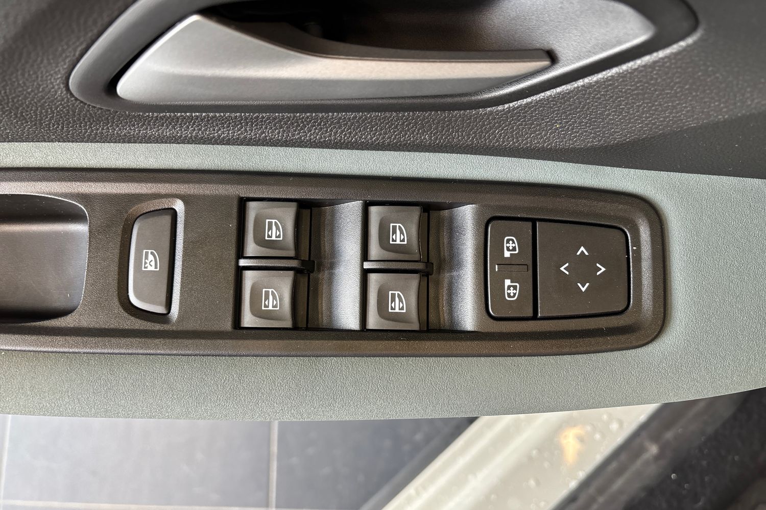 Dacia Jogger 13