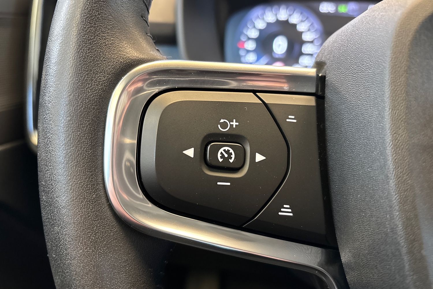 Volvo XC40 2021