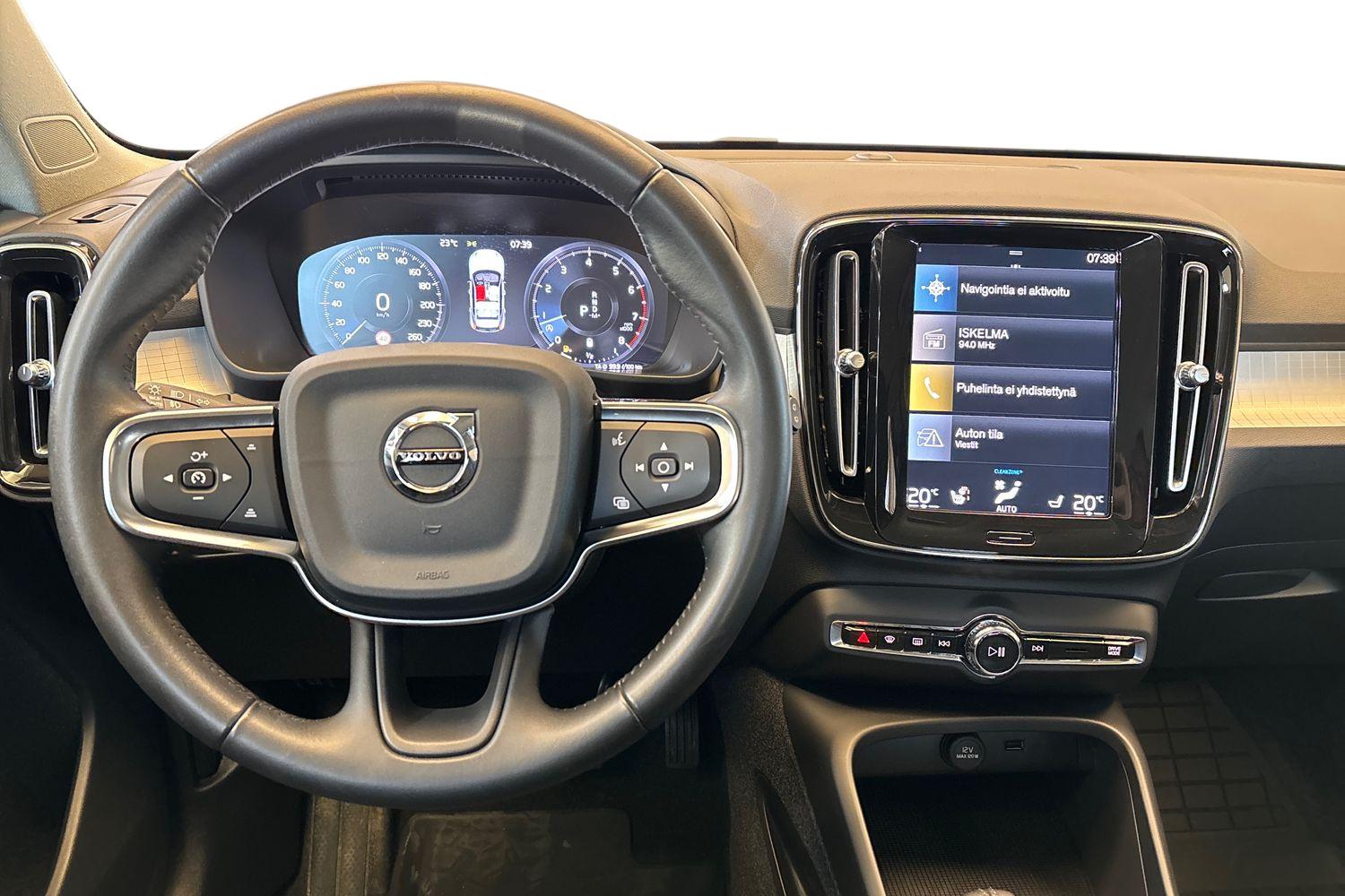 Volvo XC40 2021