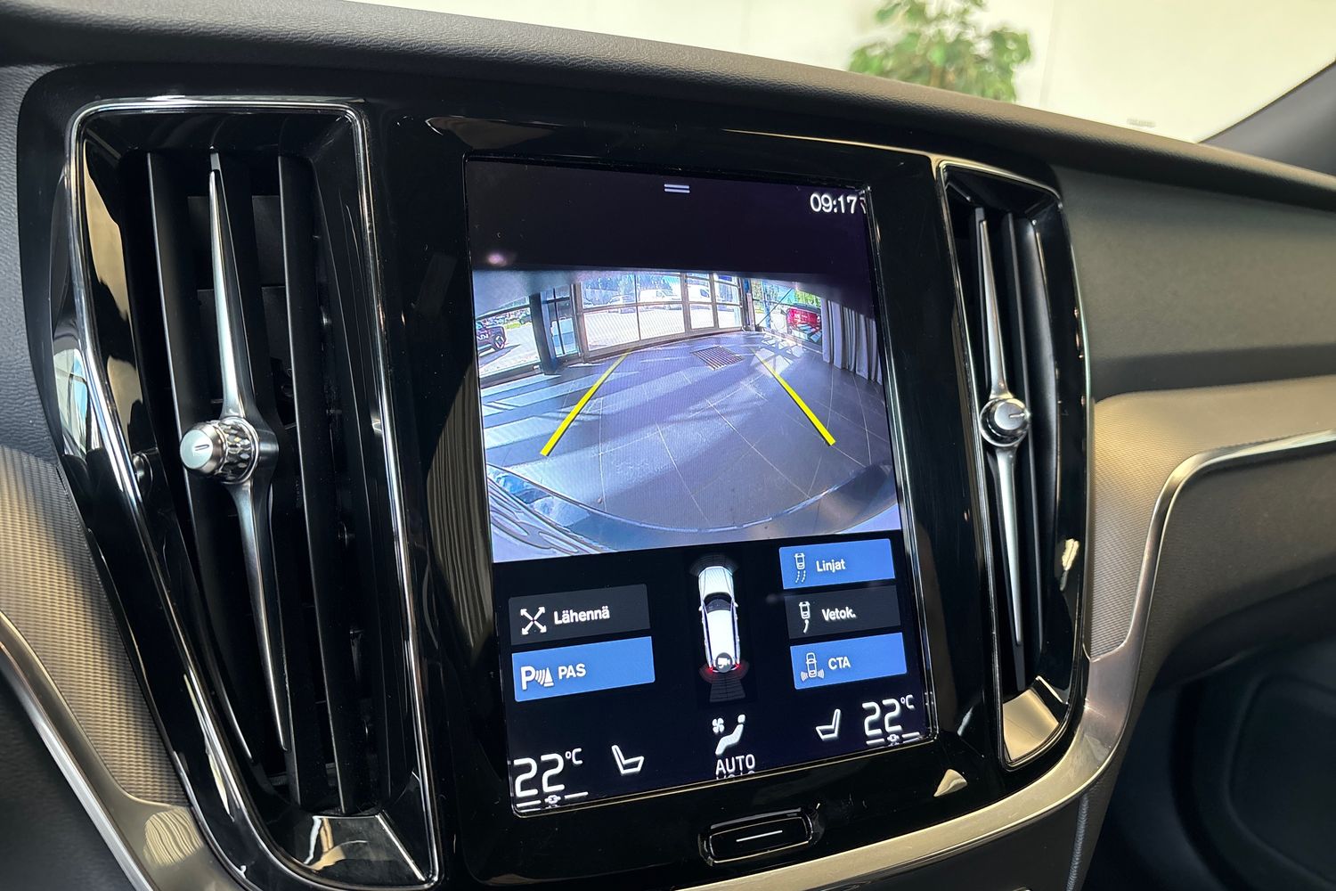 Volvo V60 2021