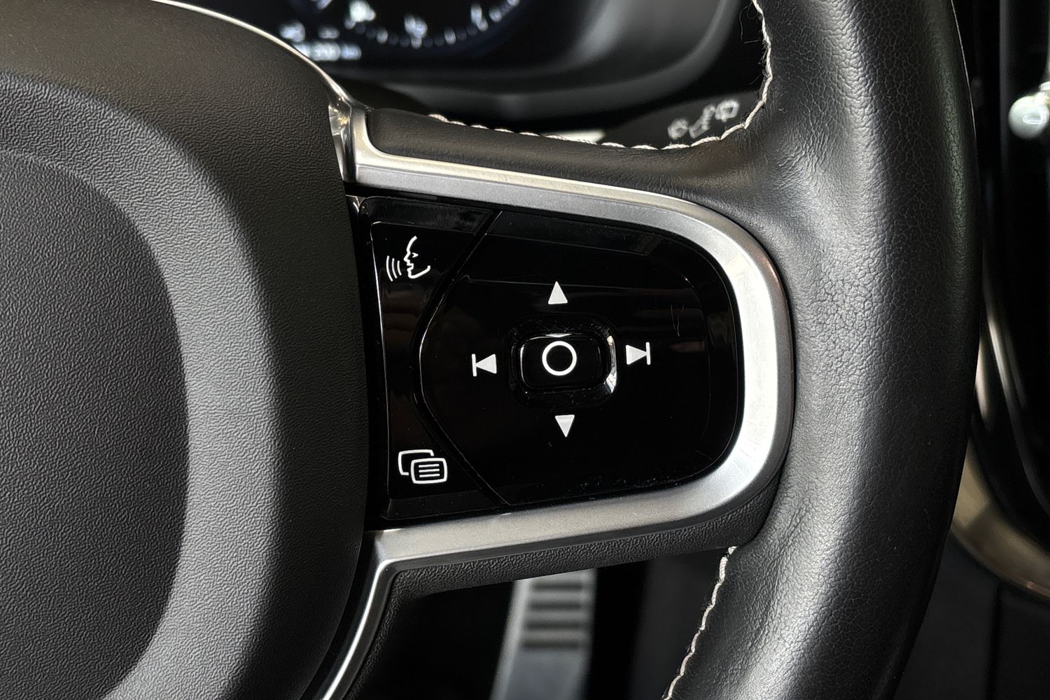 Volvo V60 2021