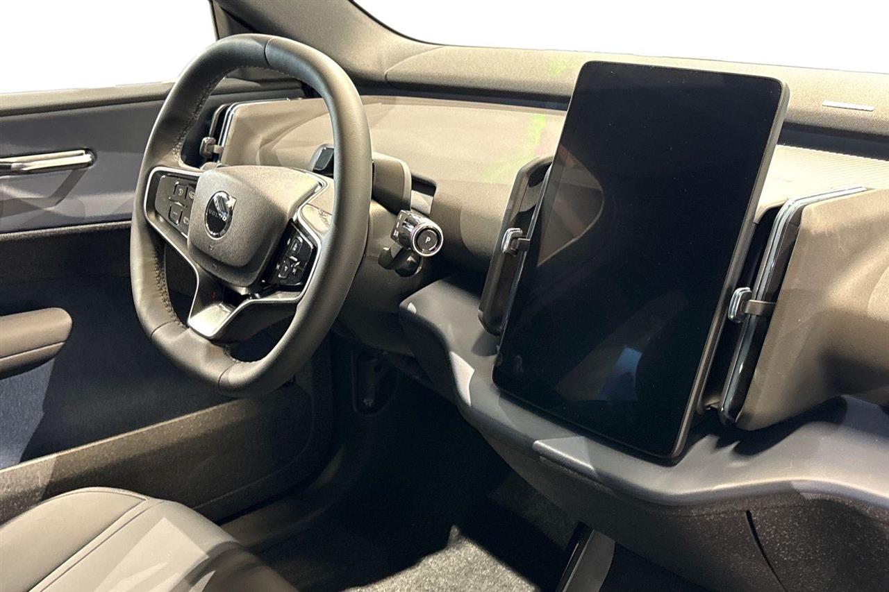 Volvo EX30 2027