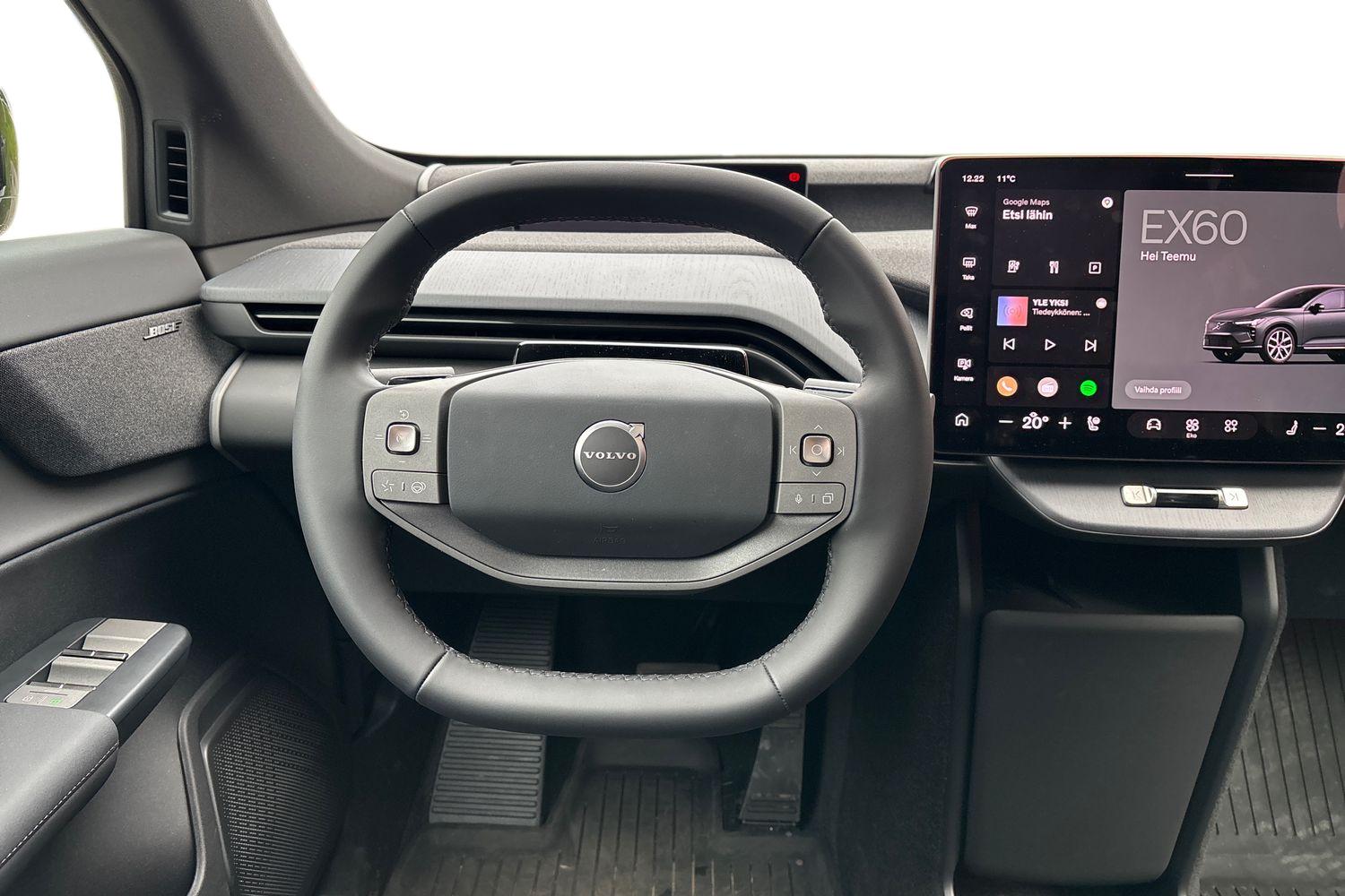Volvo EX60 2026