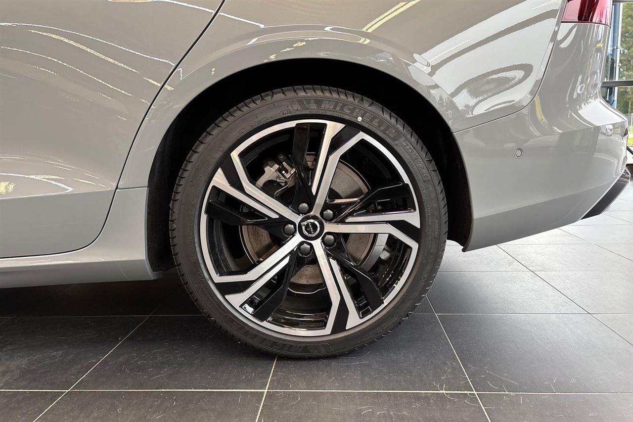 Volvo V60 2026