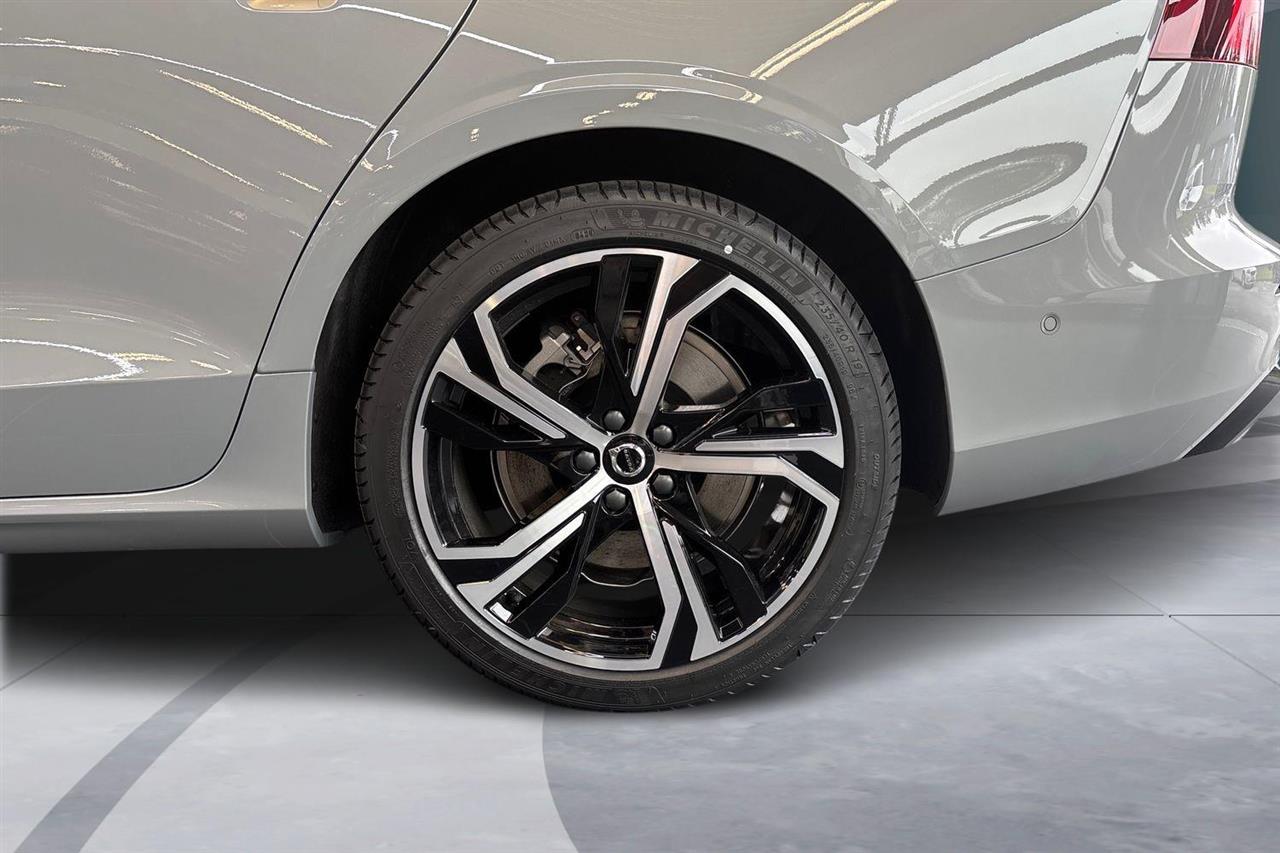Volvo V60 2026