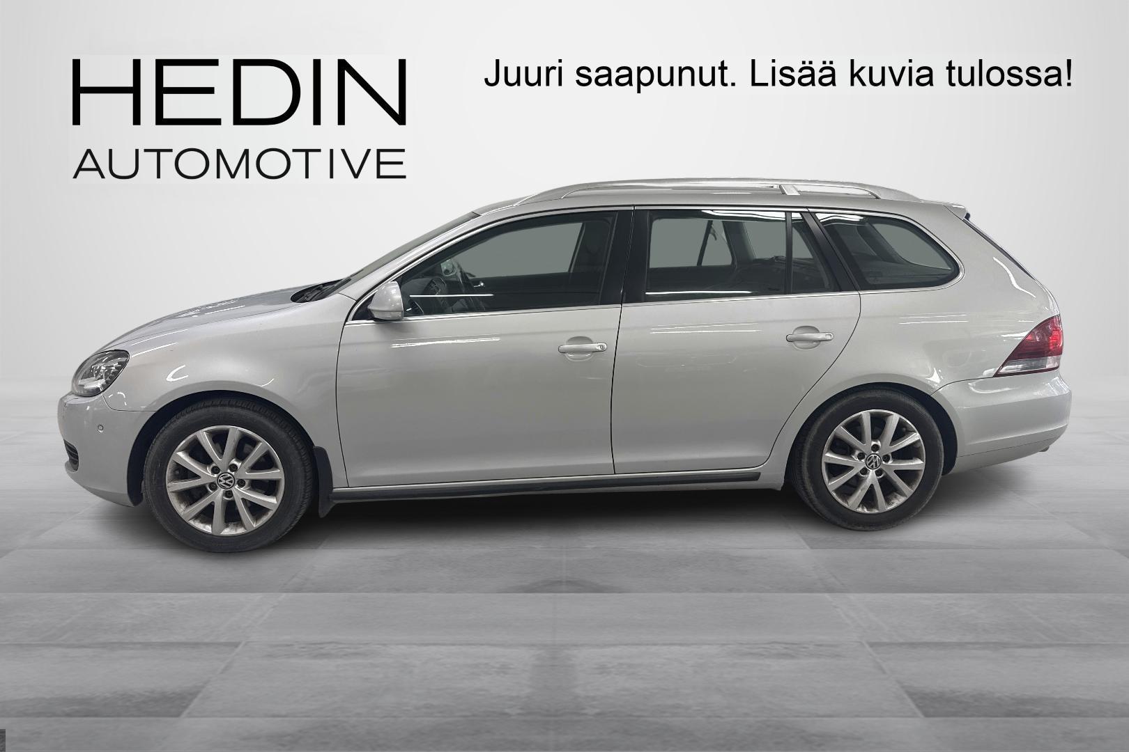 VOLKSWAGEN GOLF 2012