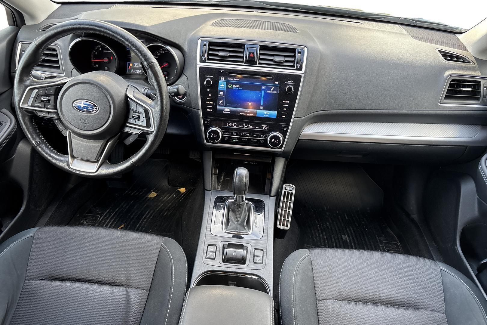 SUBARU OUTBACK 2019