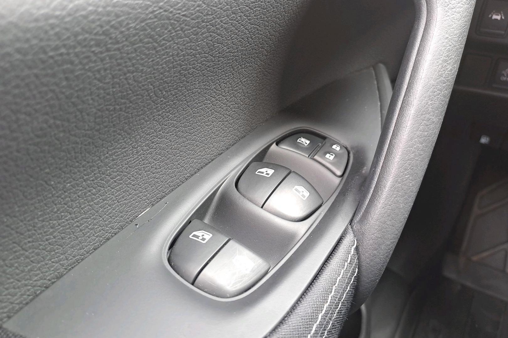 NISSAN Qashqai 2020