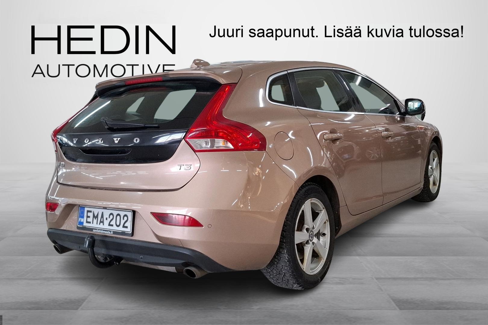 Volvo V40 2012