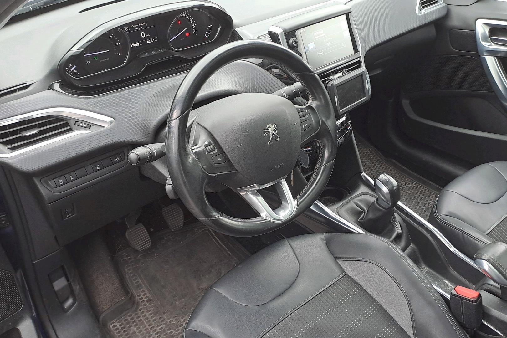 Peugeot 2008 2015
