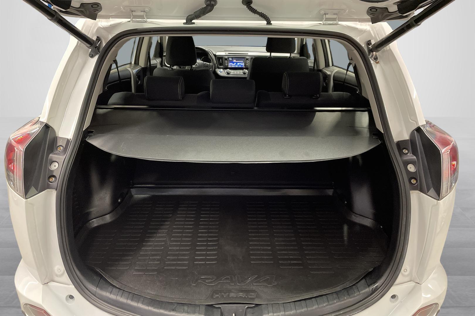 TOYOTA RAV4 2017