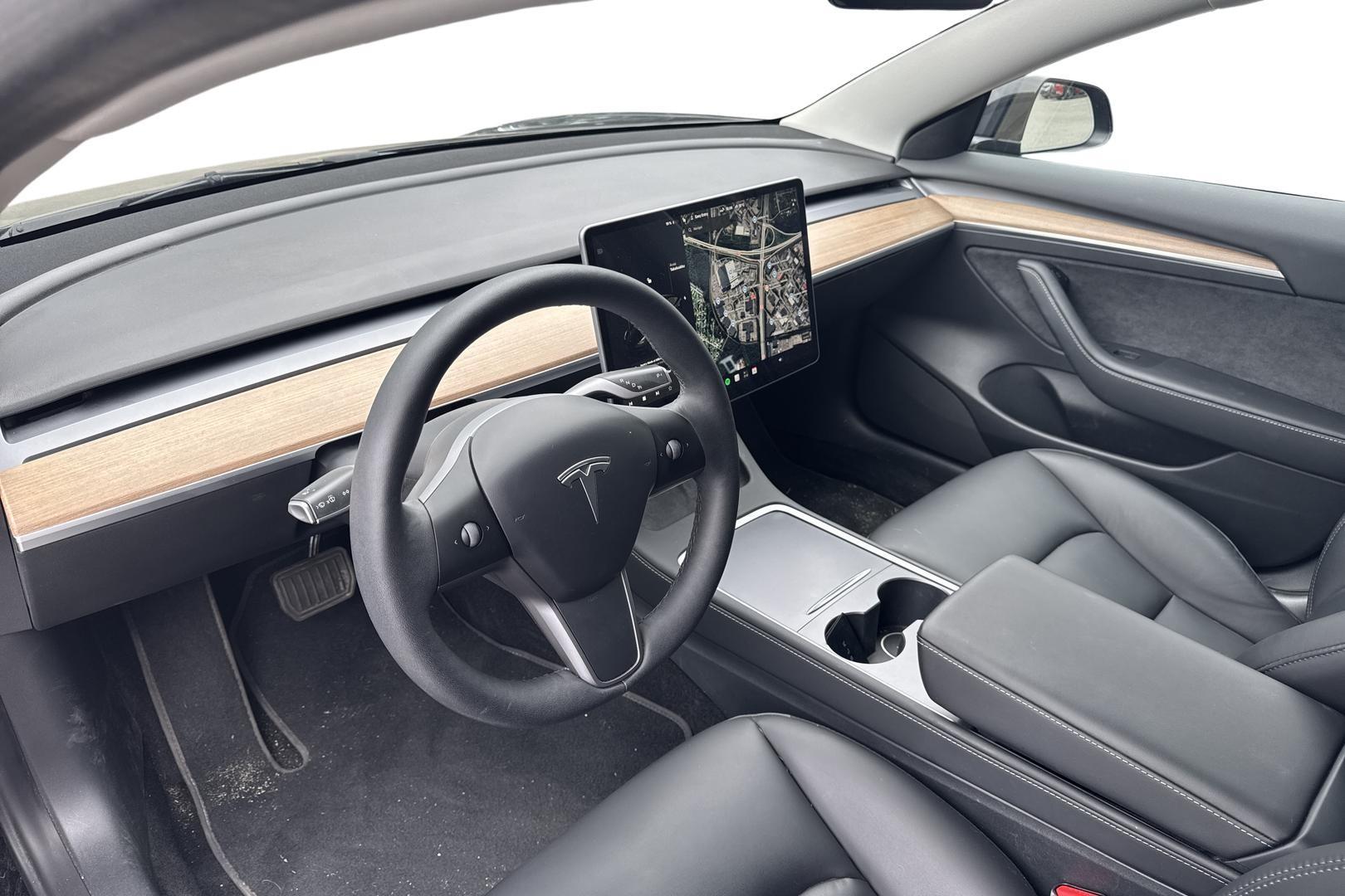 Tesla Model 3 2021