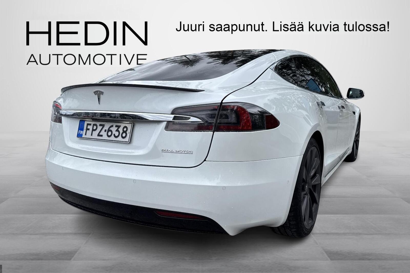 Tesla Model S 2020