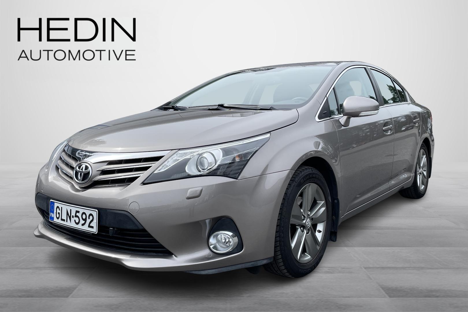 Toyota Avensis 1