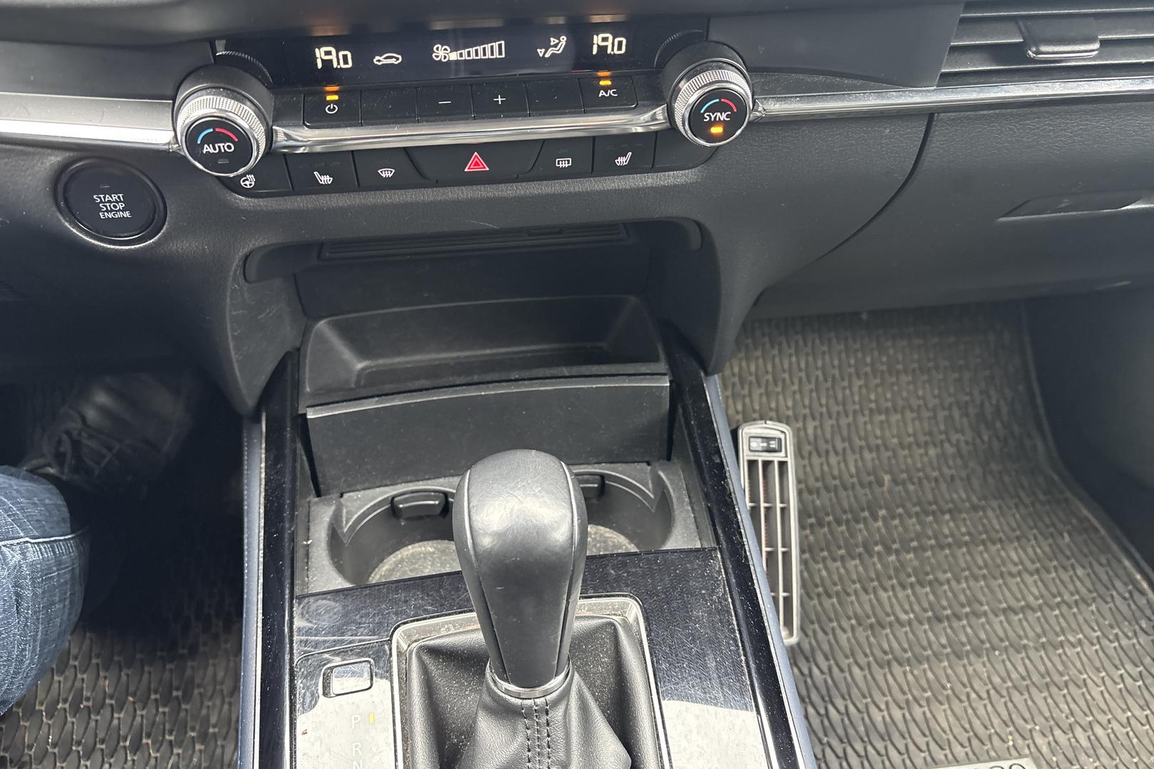 MAZDA CX-30 2019