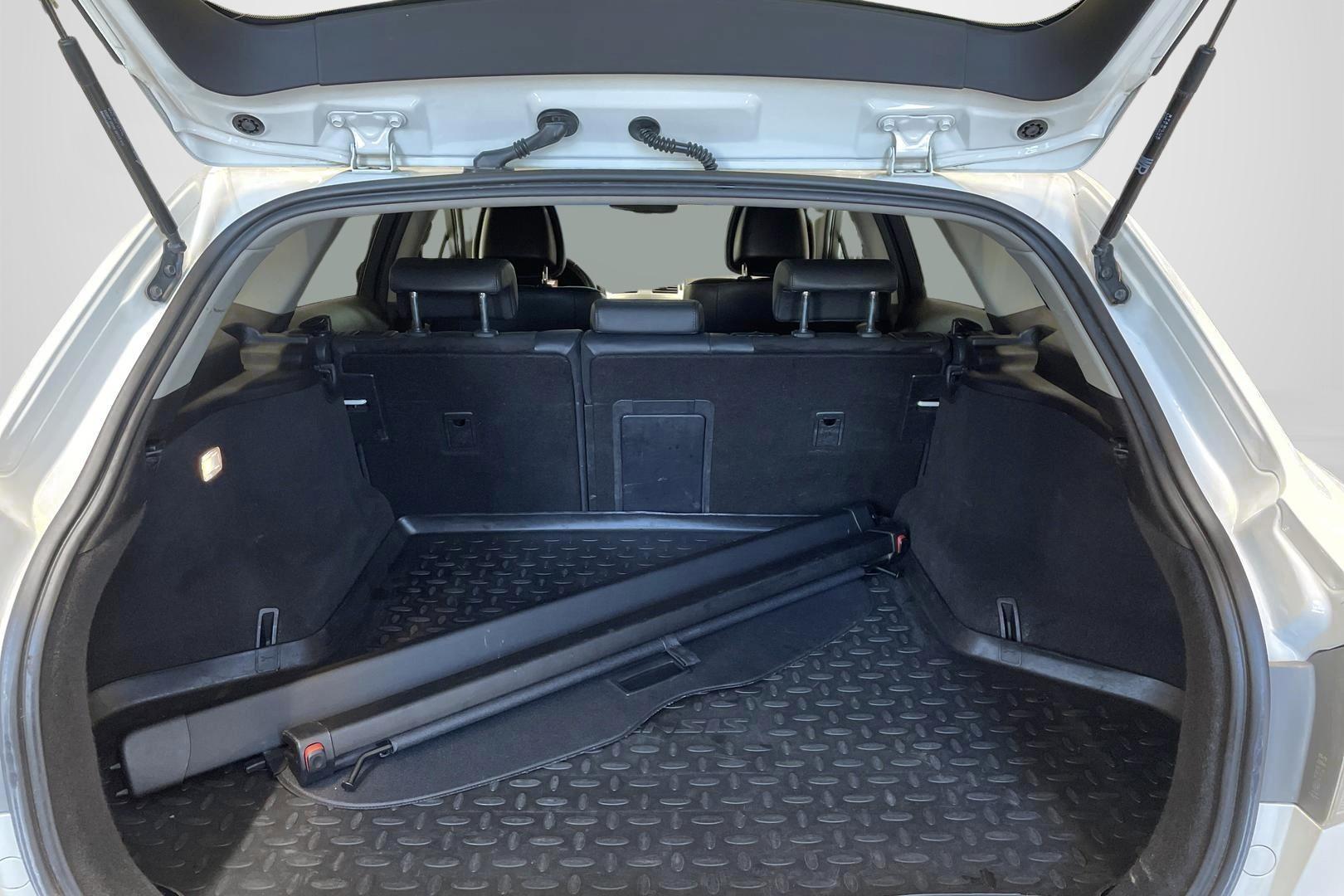 TOYOTA AVENSIS 2013