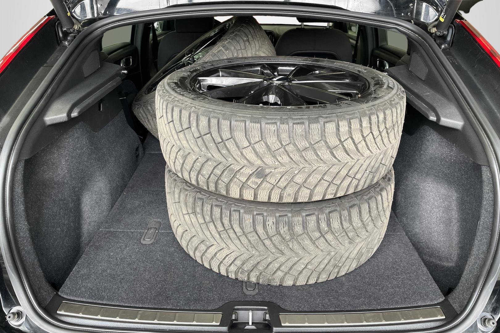Volvo C40 2023