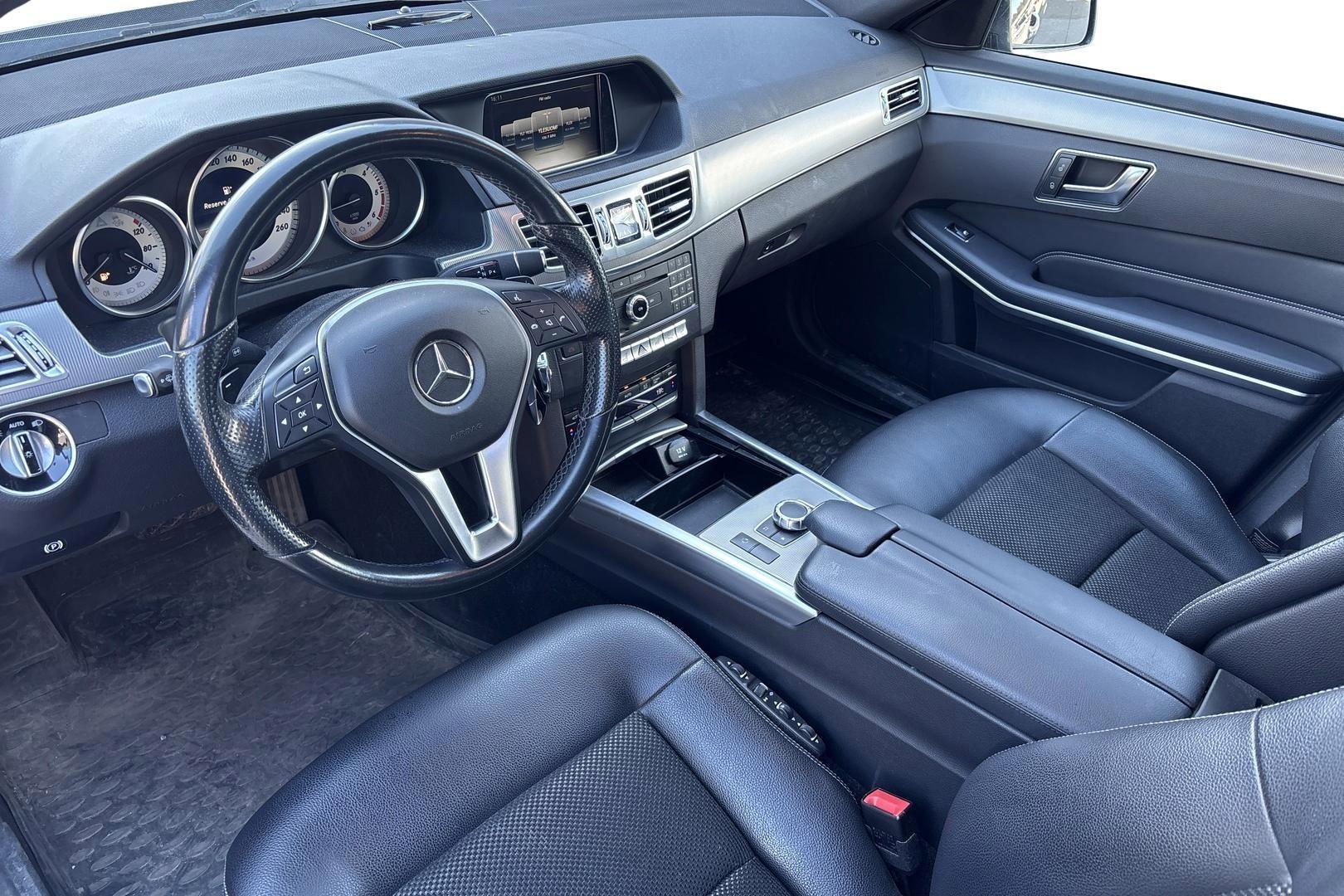 MERCEDES-BENZ E 2016