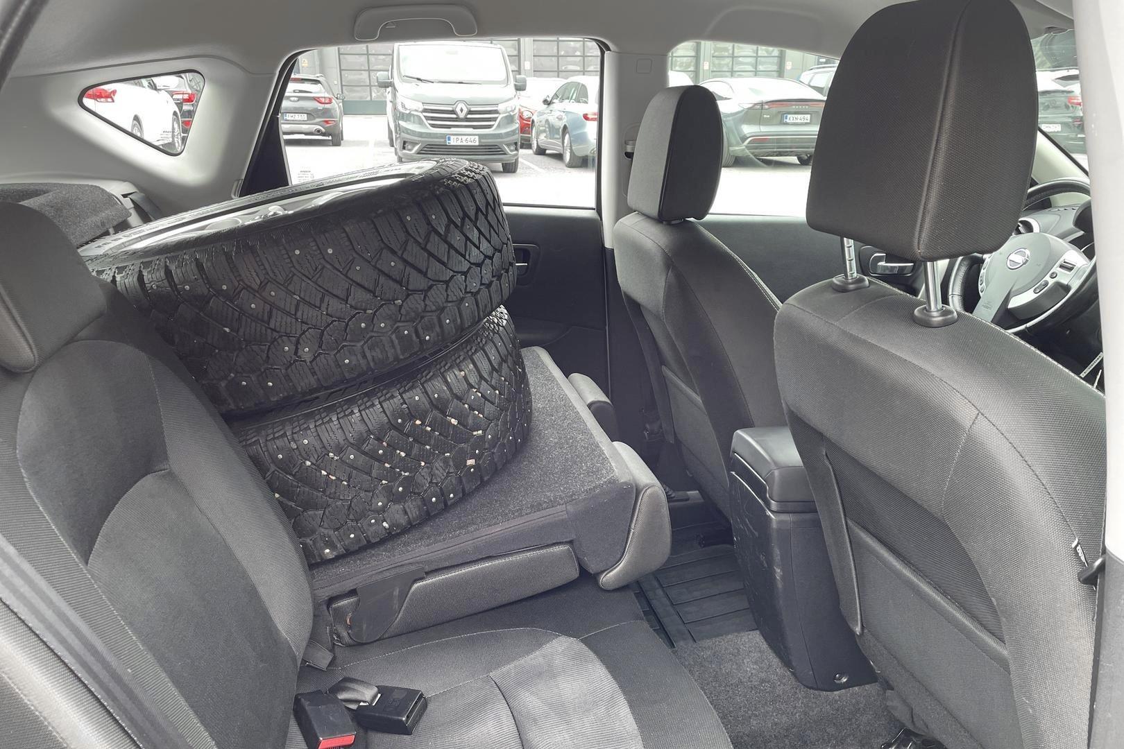 NISSAN Qashqai 2011