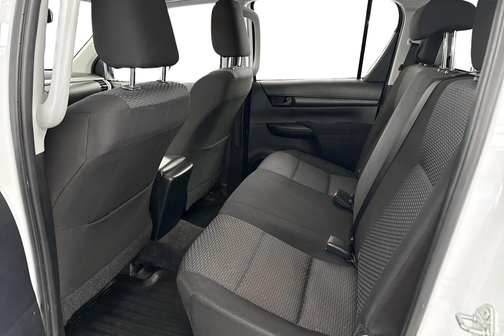 TOYOTA Hilux 2022