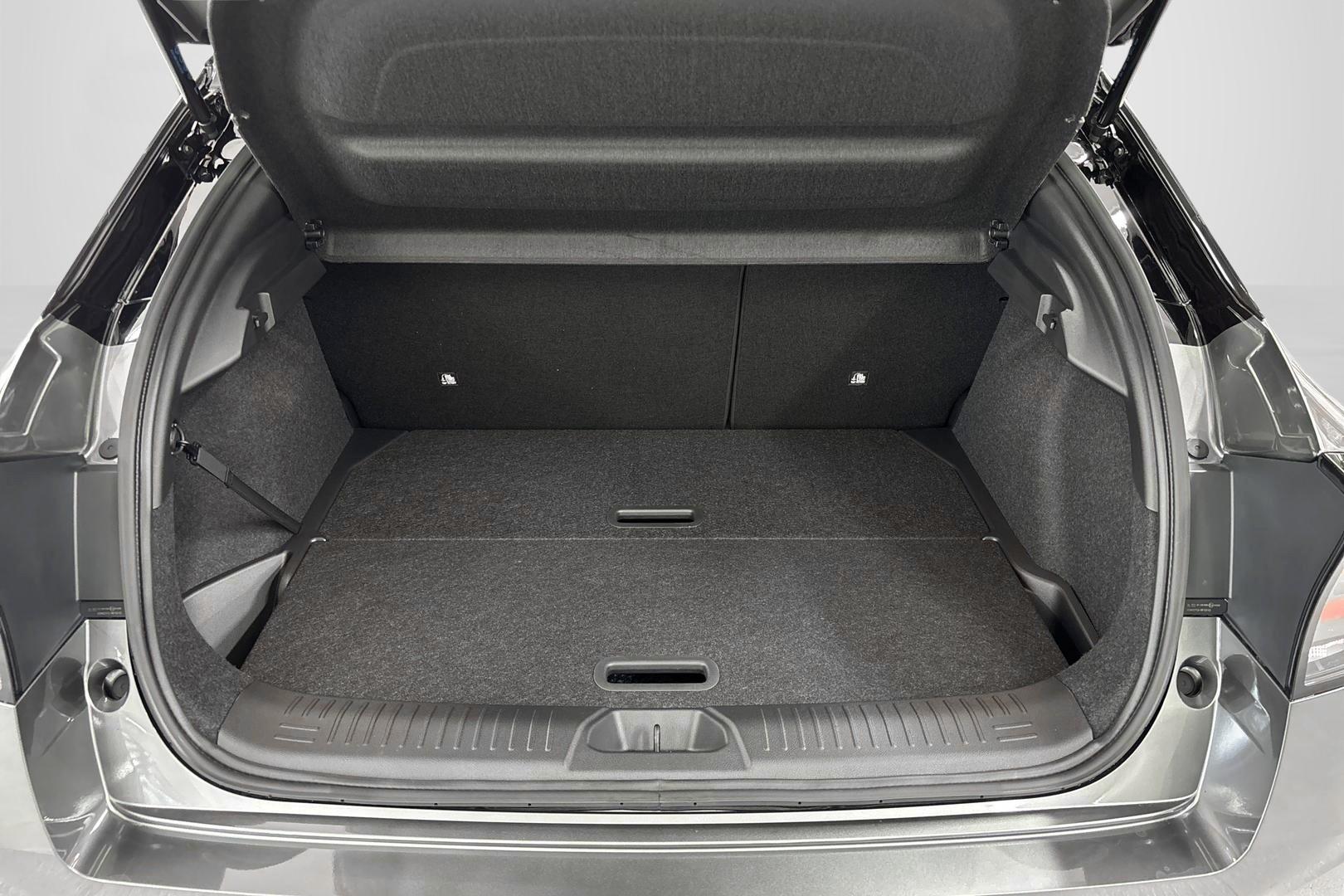 NISSAN Leaf 10