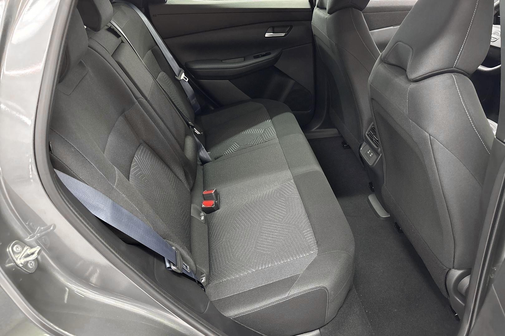 NISSAN Leaf 11
