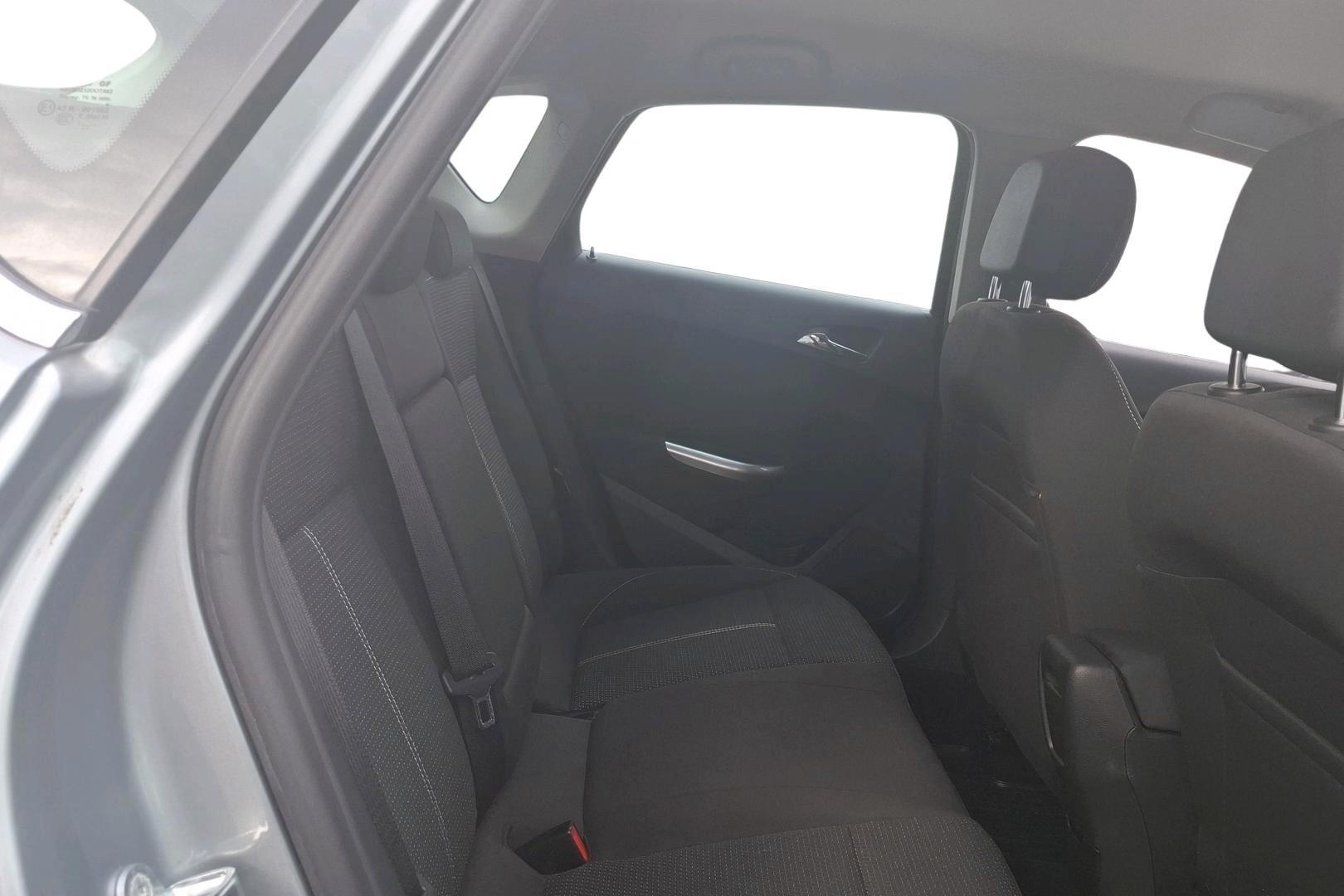 Opel Astra 11