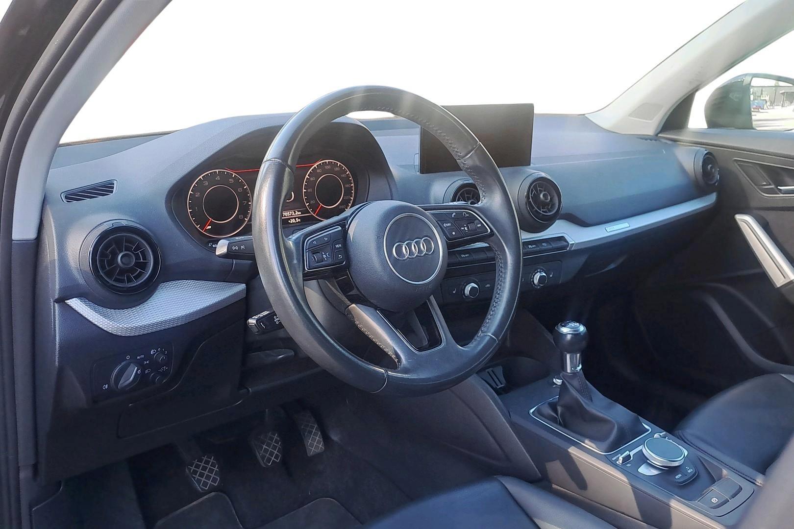AUDI Q2 2017