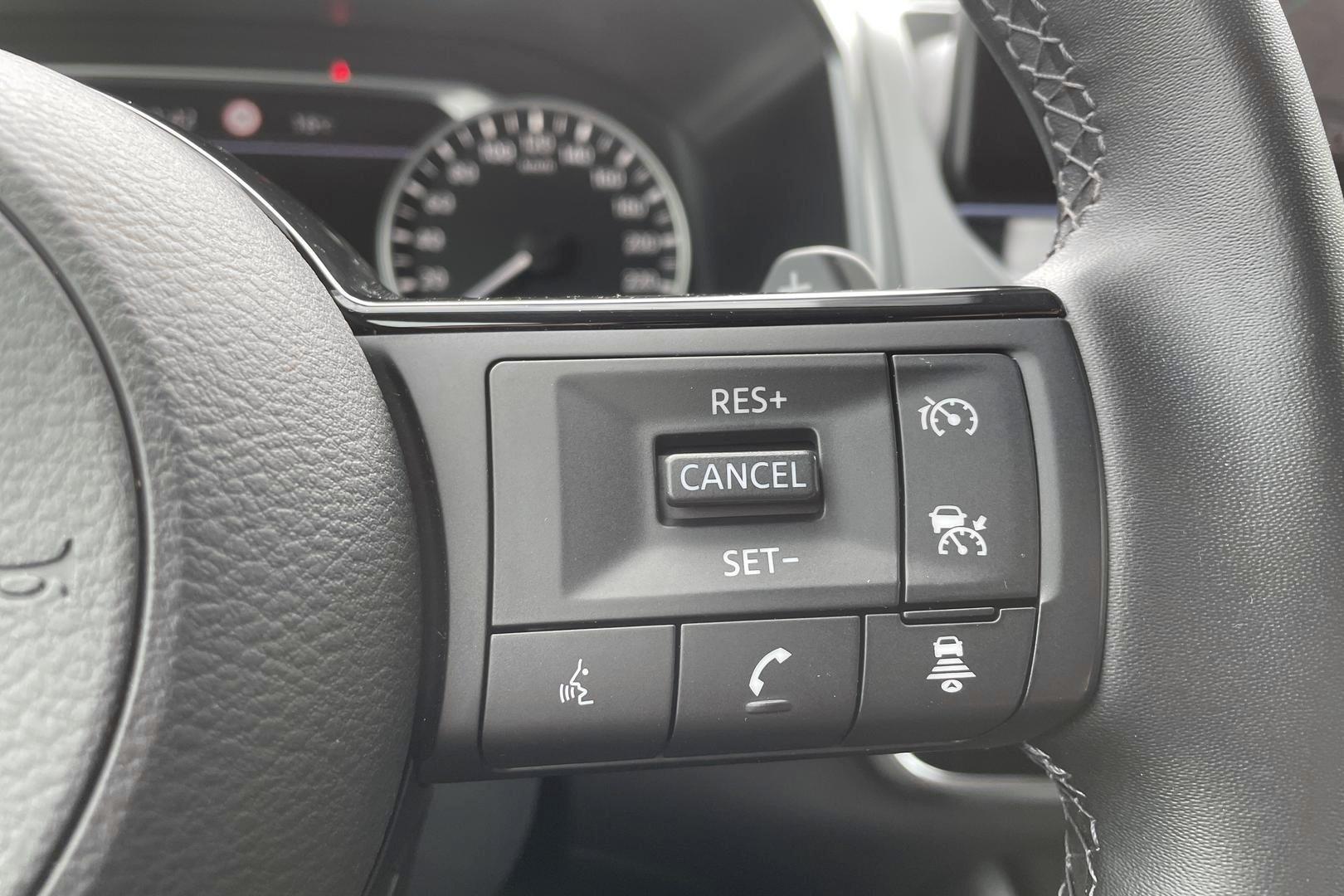 NISSAN Qashqai 2025