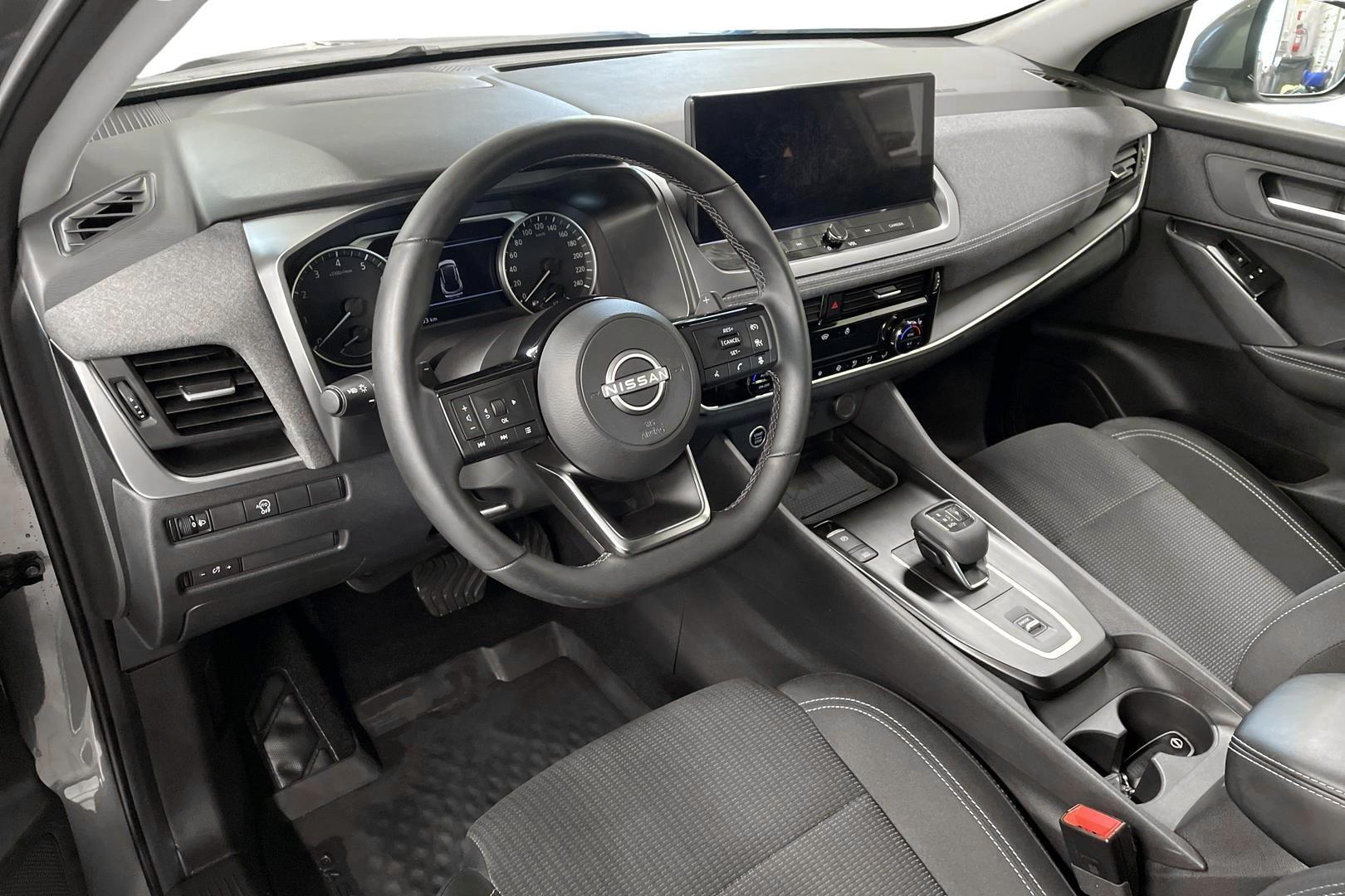 NISSAN Qashqai 2025