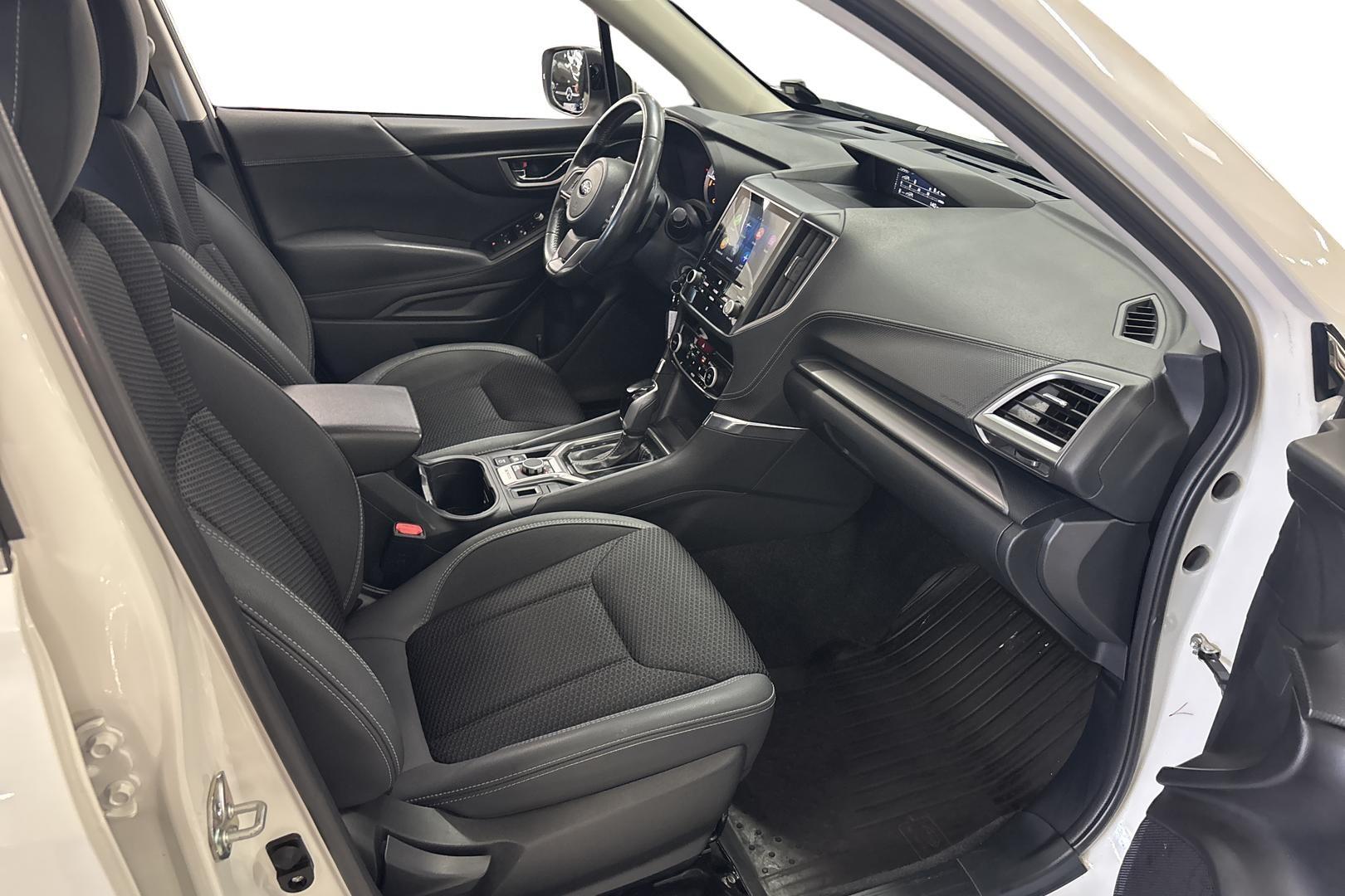 SUBARU FORESTER 2023