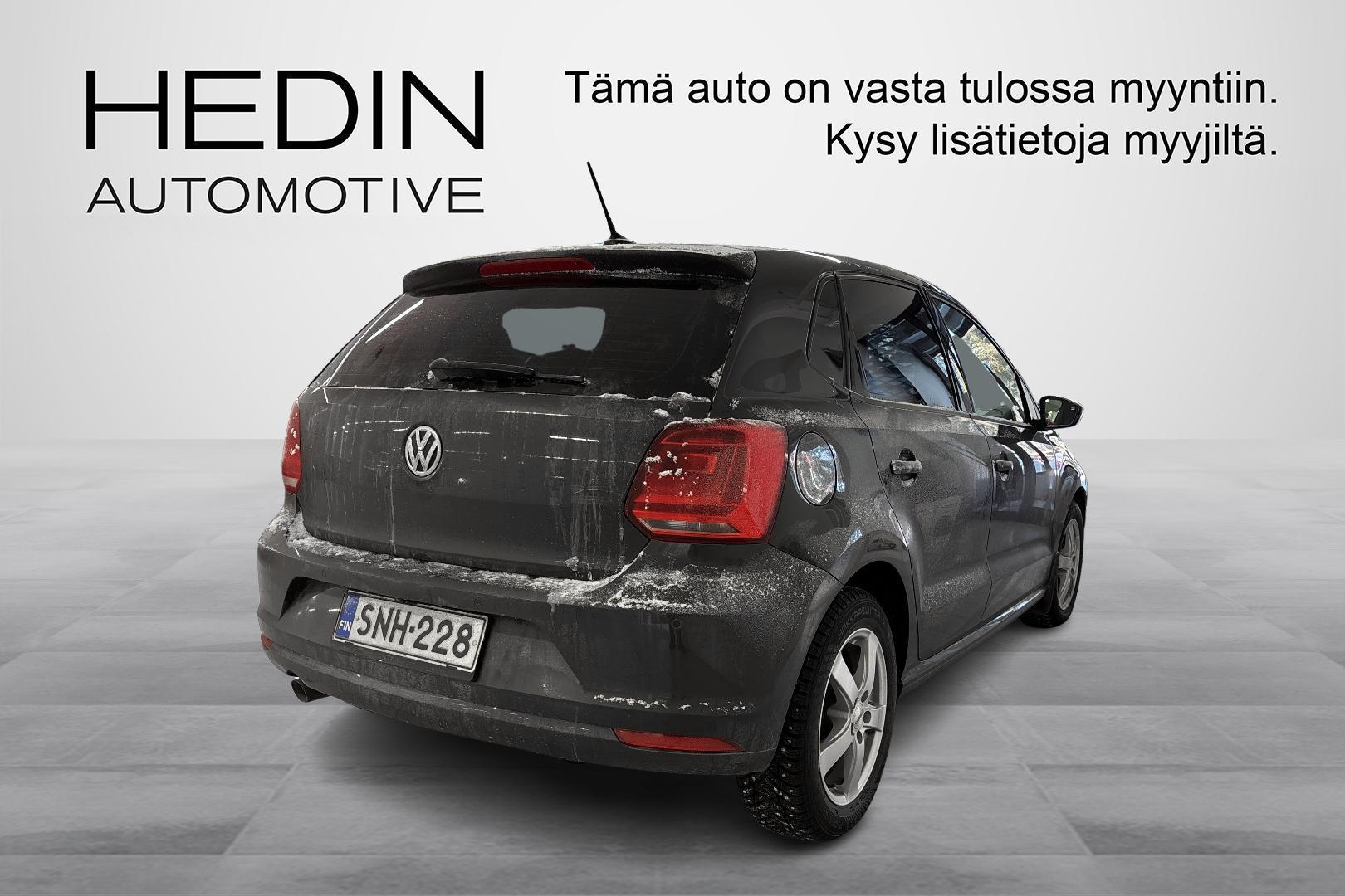 VOLKSWAGEN POLO 2015