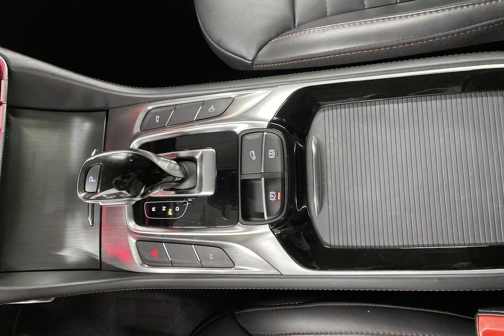 MG EHS Plug-in Hybrid 2021