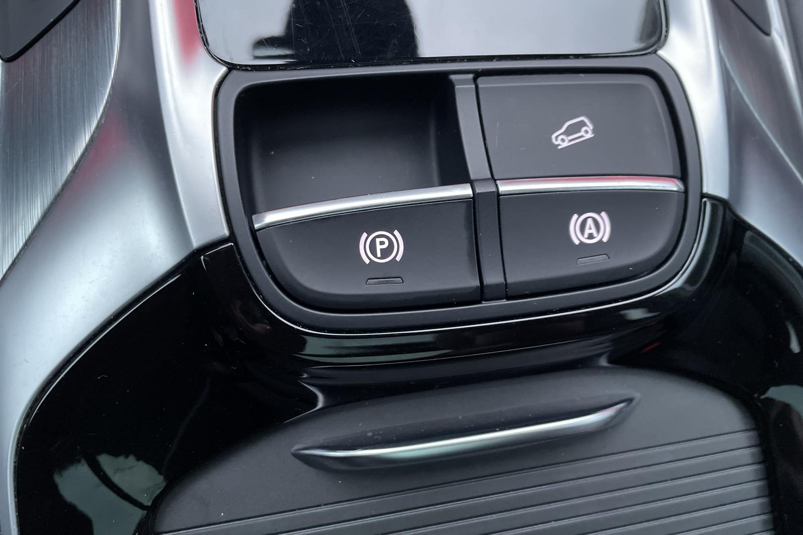 MG EHS Plug-in Hybrid 2021