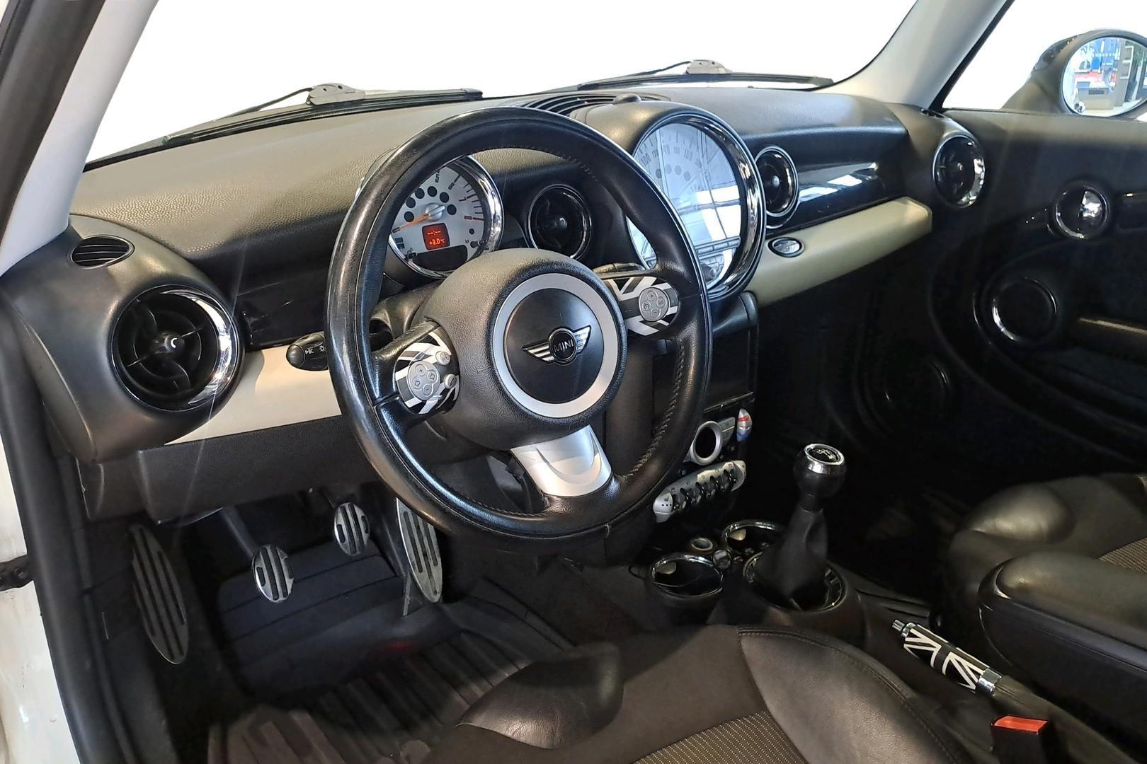 MINI COOPER S 2010