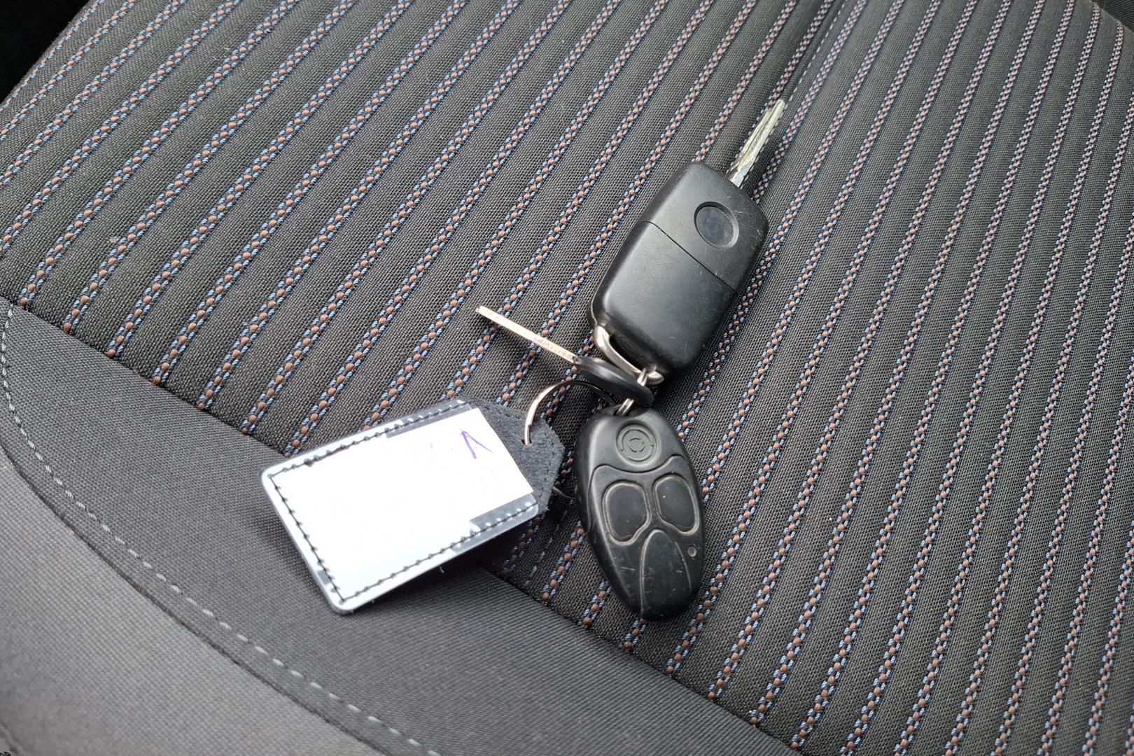 VOLKSWAGEN Amarok 2014
