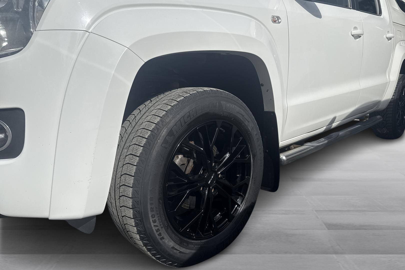 VOLKSWAGEN Amarok 2014