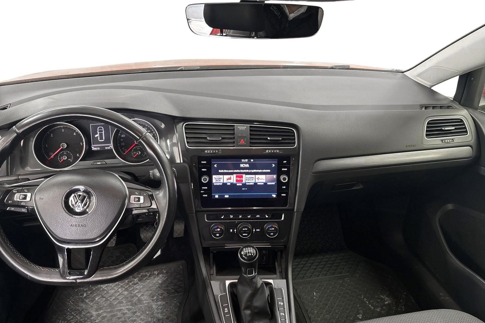 VOLKSWAGEN GOLF 2018