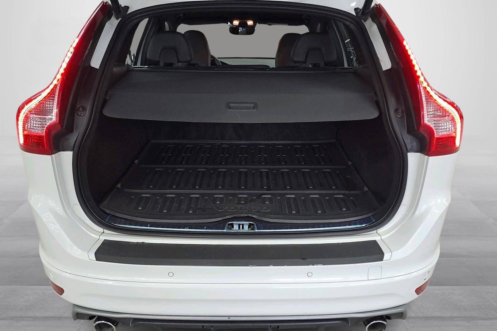 VOLVO XC60 12